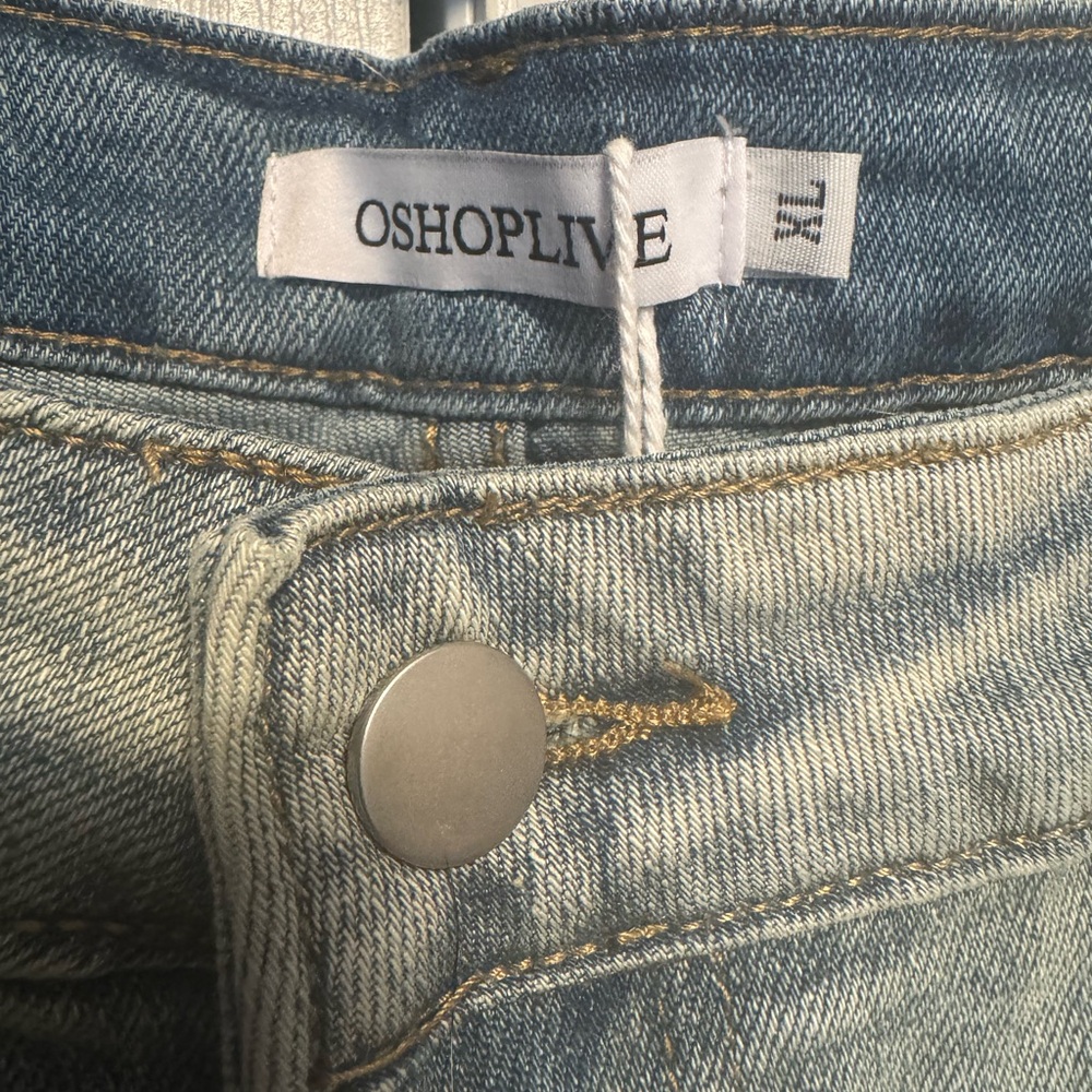 Floral Patchwork Flare Jeans - Picture 4 of 4